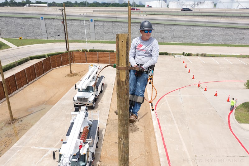Tulsa Welding School campus building